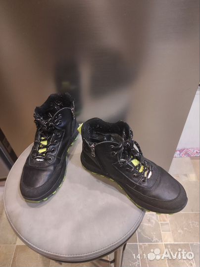 Ботинки демисезонные