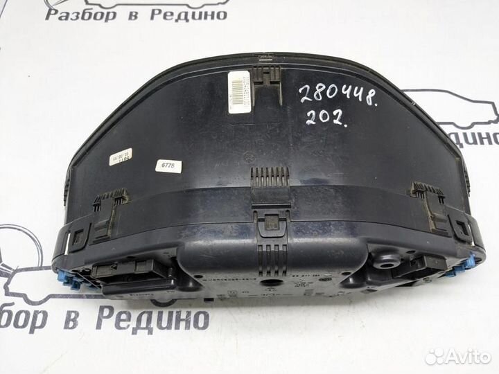 Щиток приборов w202 C-class 111