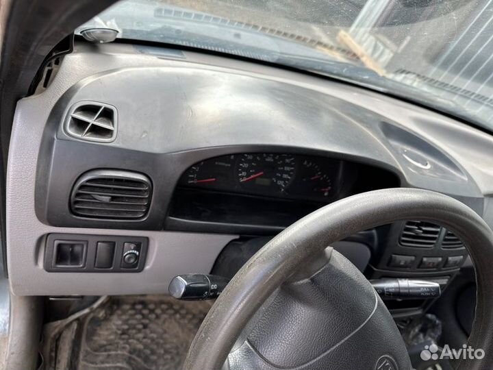 Торпедо Kia Rio седан 1.5 A5D 2001