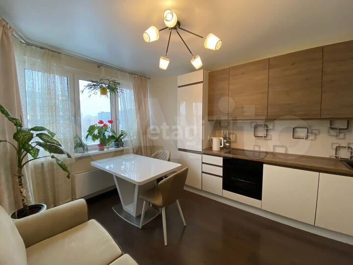 2-к. квартира, 64 м², 15/19 эт.