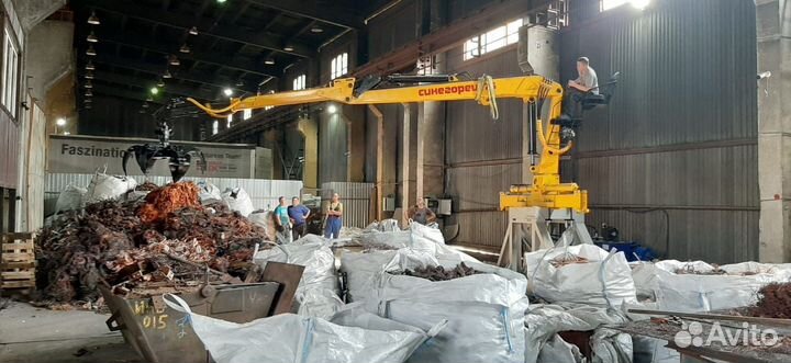 Стационарная установка для погрузки мусора или лом