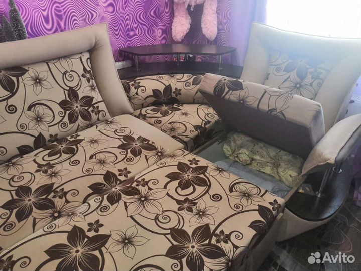 Угловой диван бу