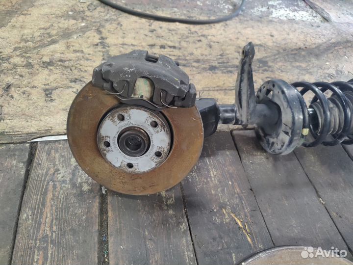 Поворотные кулаки audi a6 c4, Audi 100 c4