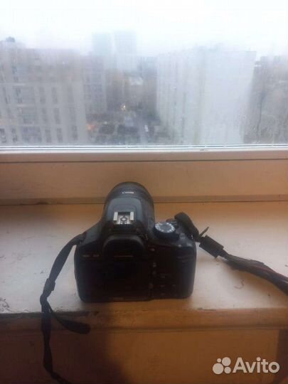 Зеркальный фотоаппарат canon