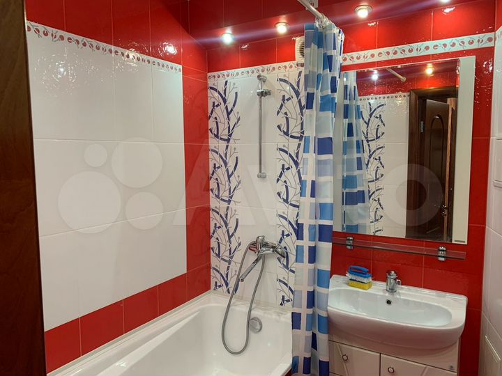 2-к. квартира, 58 м², 9/10 эт.