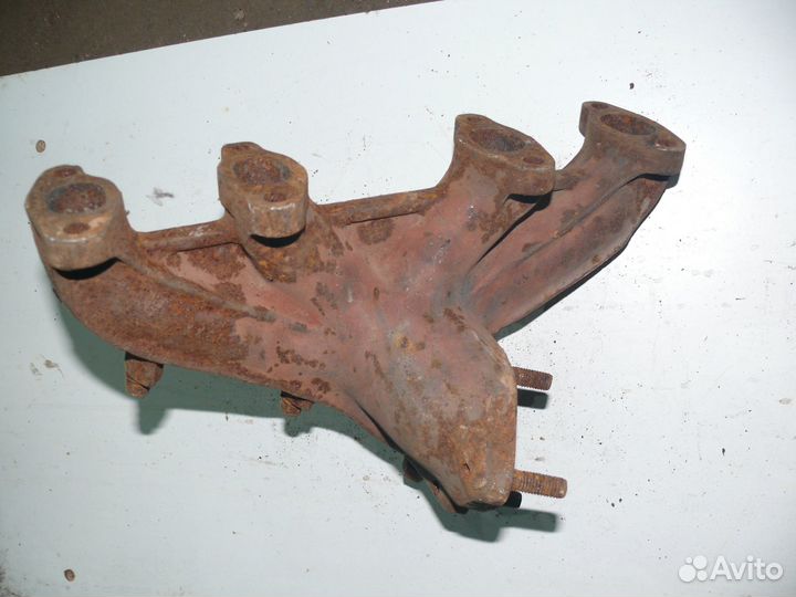 Выпускной коллектор Audi 80 B3 B4 1,8 2 л