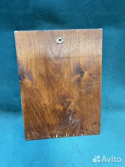 Насенное панно чеканка. Девушка, портрет