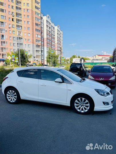 Opel Astra 1.6 AT, 2012, 180 500 км