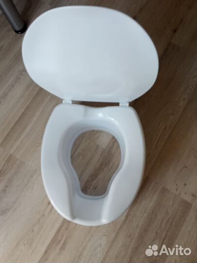 Ортопедическое сиденье (насадка) на унитаз
