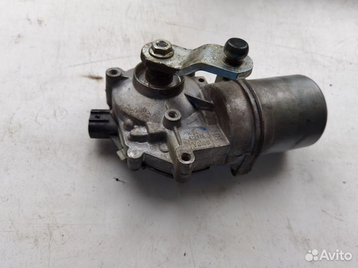 Моторчик привода стеклоочистелей Cadillac Escalade