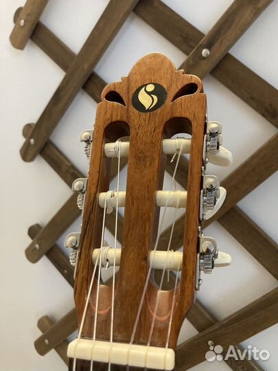 Классическая гитара