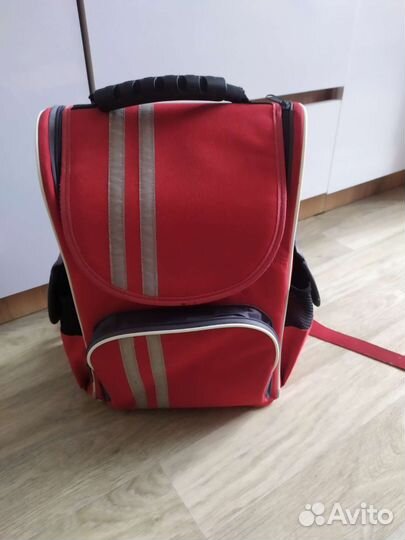 Рюкзак школьный