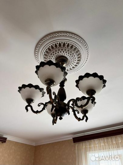Люстра с 5ю лампами