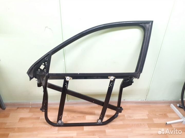 Рамка двери передняя левая VW Touareg 1 7L BPE