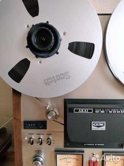Катушечная дека akai GX-600D