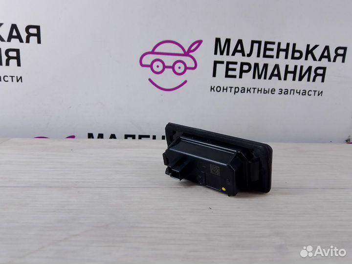 Подсветка номера BMW M5 F90 G30 2017 7410302