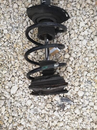 Амортизатор передний левый Renault Laguna 2