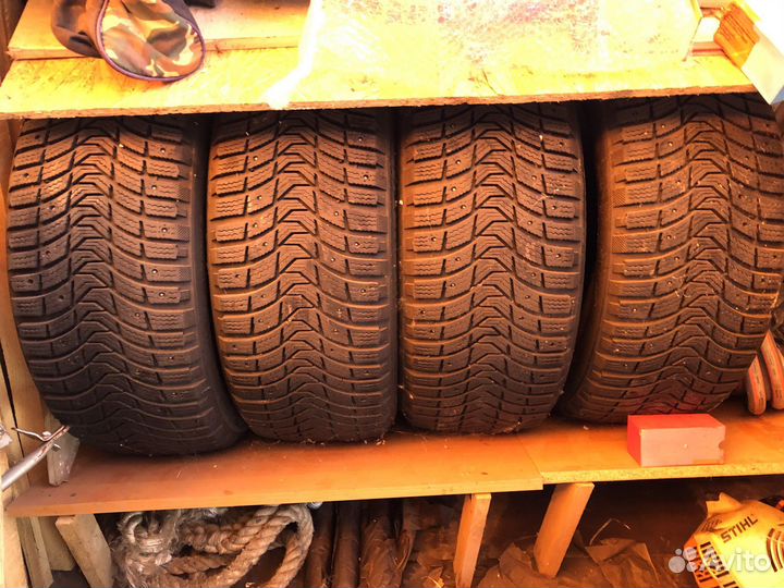 Michelin X-Ice North 3 235/50 R18 101T