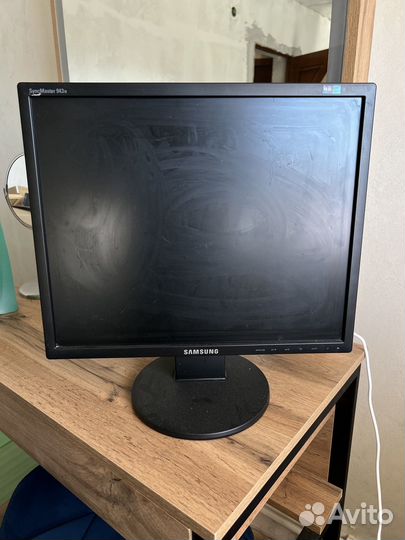 Монитор Samsung syncmaster 943n