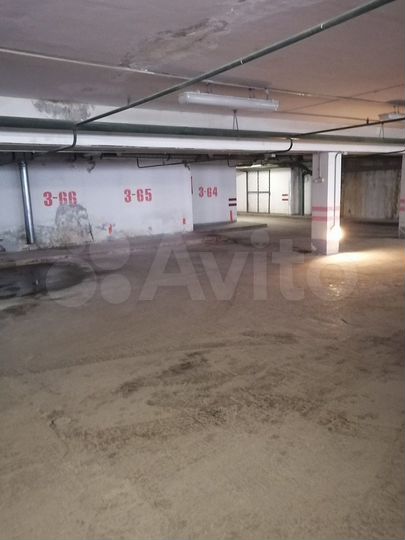 Машиноместо, 14 м²