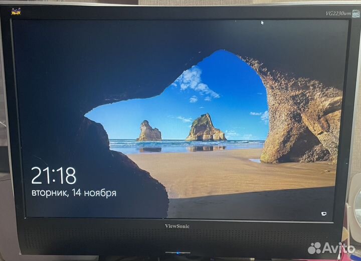 Монитор Viewsonic VG2230wm