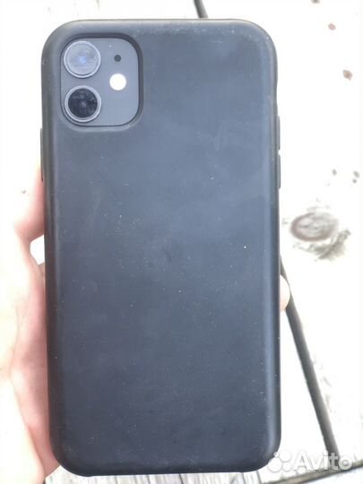 Продам айфон 11
