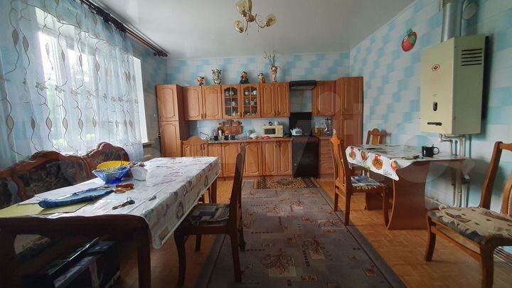 Дом 280 м² на участке 9 сот.