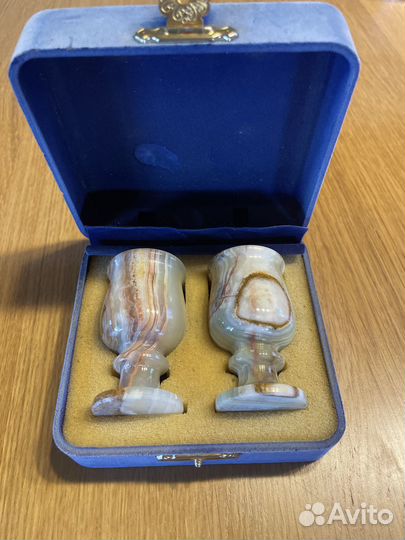 Рюмки из камня (оникс)