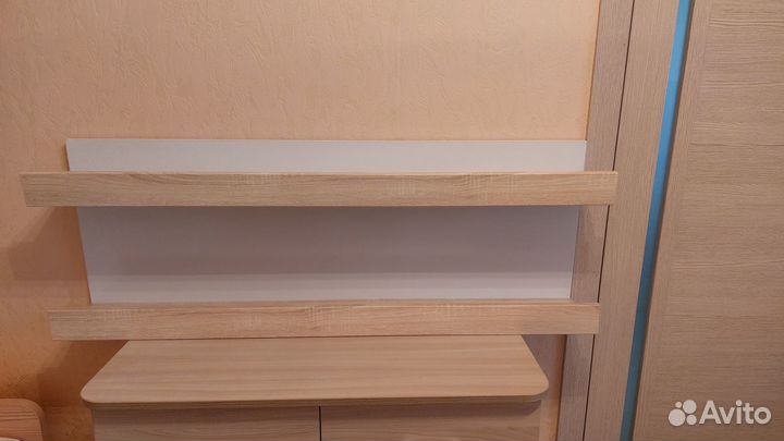 Полка настенная деревянная