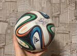 Футбольный мяч adidas brazuca 2014 с автографом