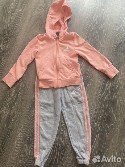 Спортивный костюм adidas для девочек