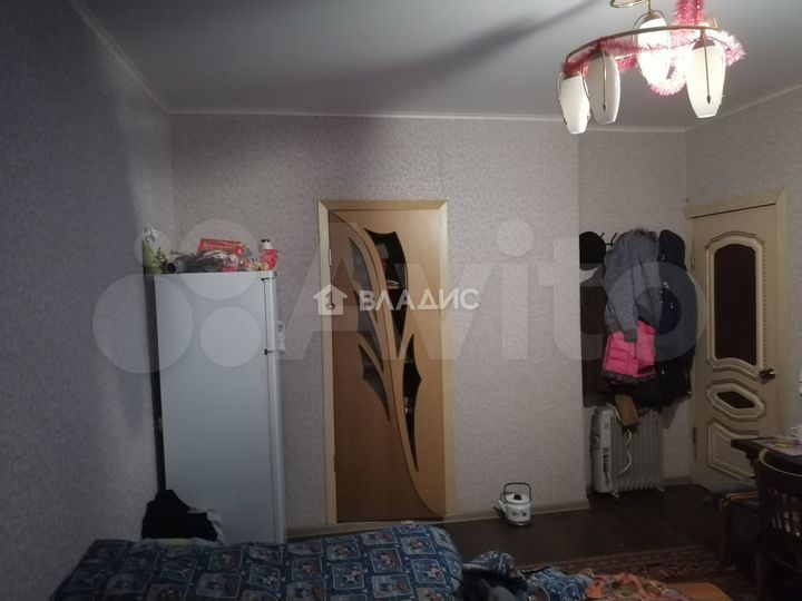 Комната 18 м² в 3-к., 1/3 эт.