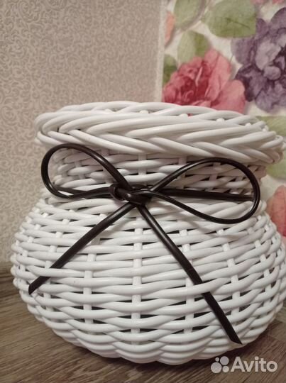 Кашпо из искусственного ротанга 7;10;12 литров