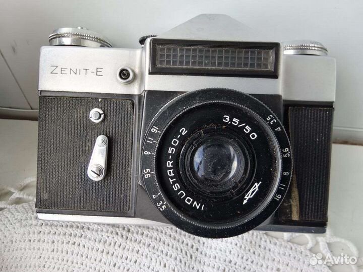 Плёночный фотоаппарат Зенит Е СССР