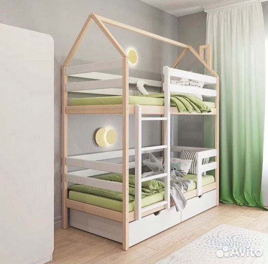 Двухъярусная кровать
