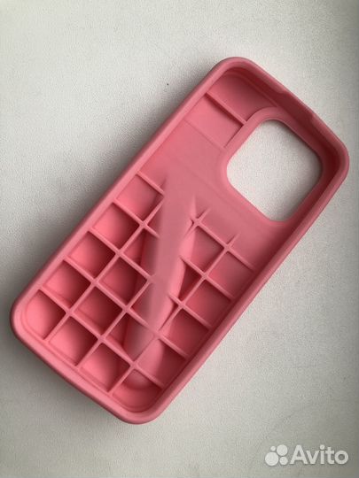 Чехол на iPhone 13 pro