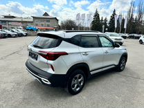 Kia Seltos 2.0 CVT, 2021, 44 800 км, с пробегом, цена 2 150 000 руб.