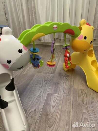 Развивающий центр fisher price