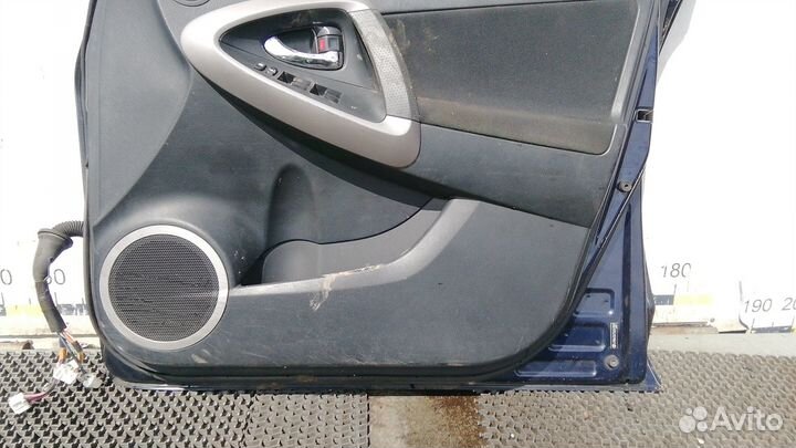 Дверь передняя правая Toyota RAV4