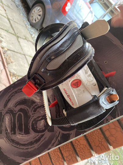 Крепление и сноуборд зимние катания