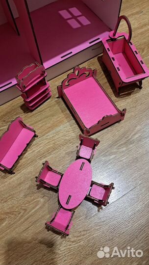 Домик кукольный