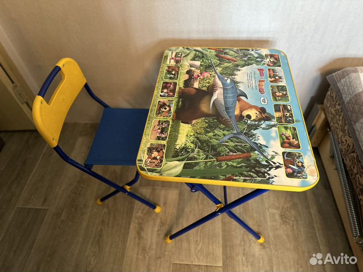 Детский столик и стульчик