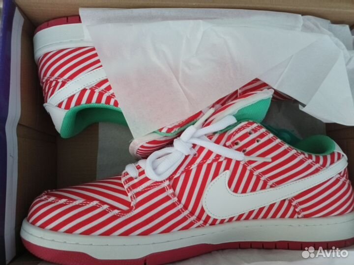 Кроссовки Nike SB Dunk Low 'Candy Cane', красный