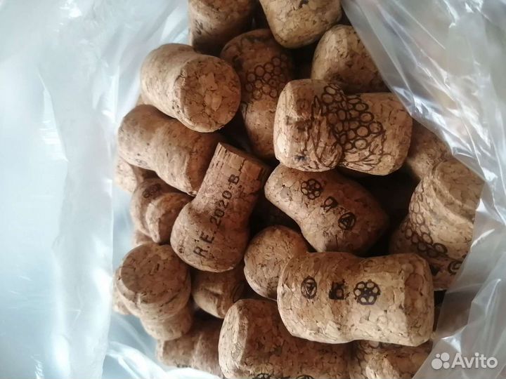 Пробки от шампанского