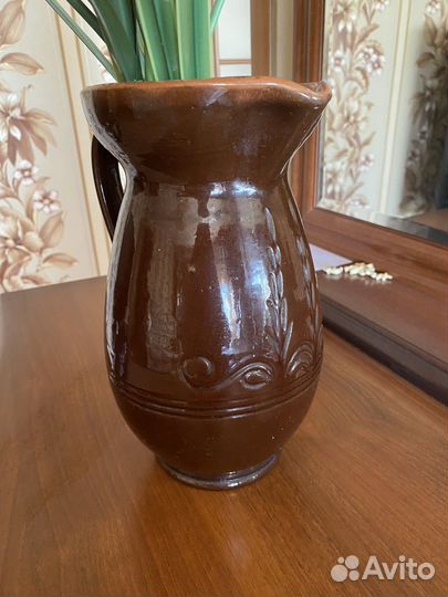 Глиняный кувшин (СССР) с тюльпанами