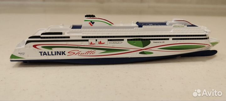 Модель корабля