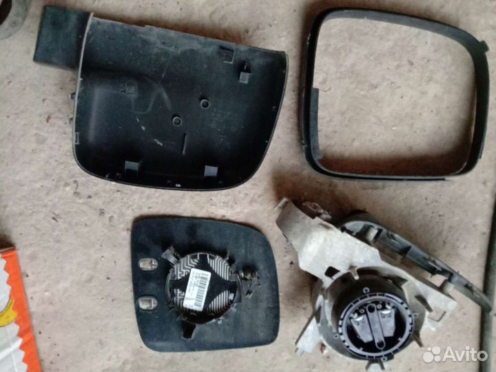 Боковой зеркало
