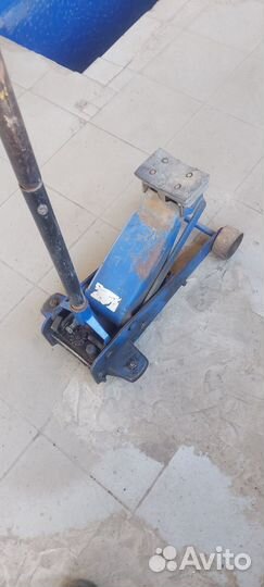 Домкрат гидравлический