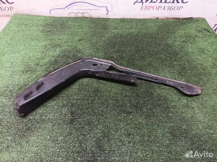 Водосток Audi Audi A8 4E 2002-2007