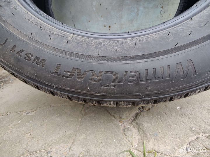 Kumho WinterCraft WS71 235/65 R18 106H